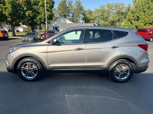 Used 2018 Hyundai Santa Fe Sport image 6