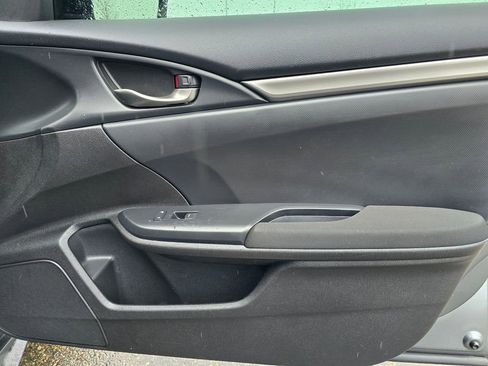 Used 2019 Honda Civic Sport image 18