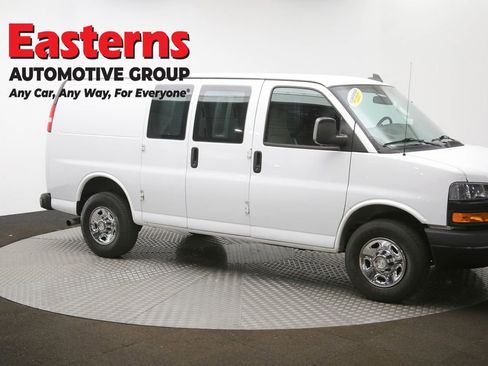 Used 2020 Chevrolet Express 2500 Work Van w/ Driver Convenience Package image 46