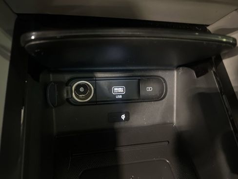 Used 2021 Kia Telluride SX w/ SX Prestige Package image 57