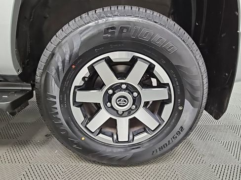Used 2023 Toyota 4Runner TRD Off-Road Premium image 43