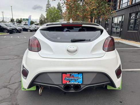 Used 2013 Hyundai Veloster Turbo FWD image 4