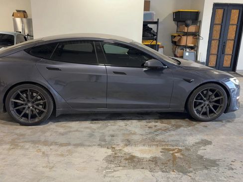 Used 2022 Tesla Model S Plaid AWD/4WD image 4