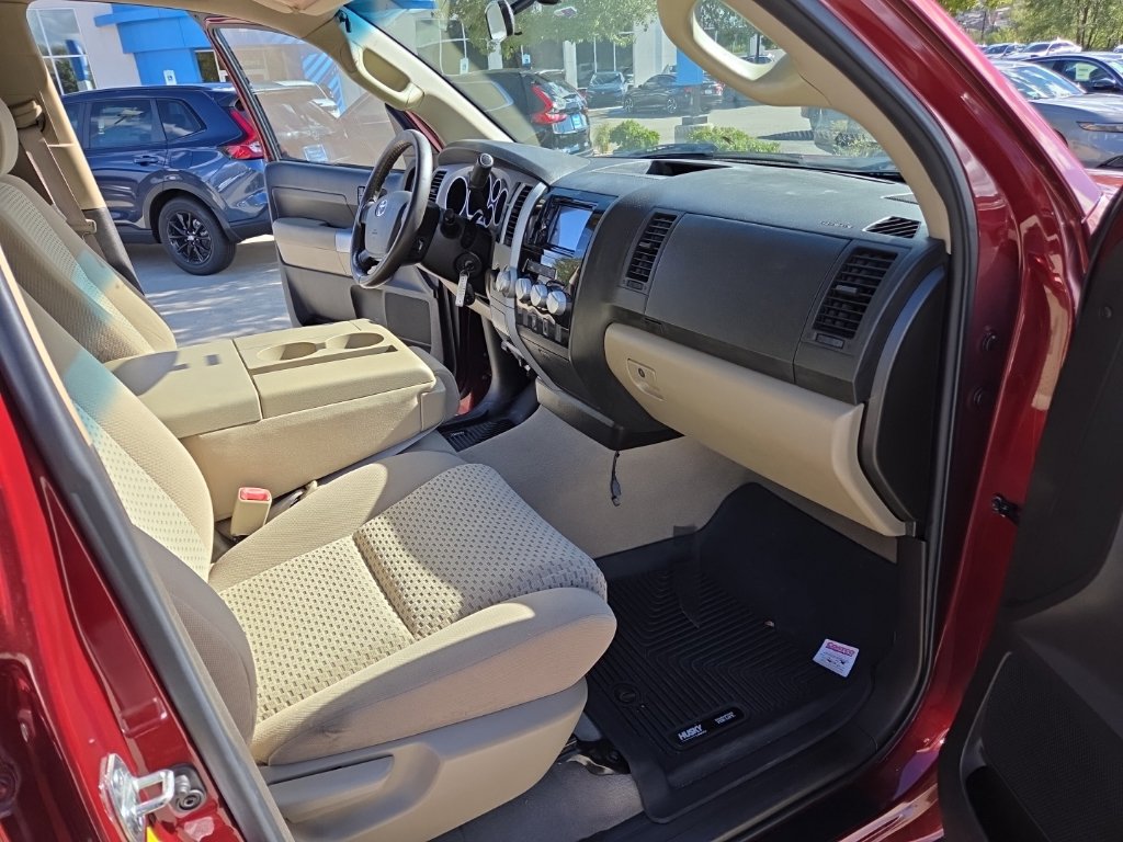 Used 2008 Toyota Tundra 4x4 CrewMax w/ Tow Pkg image 19