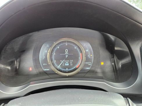 Used 2015 Lexus IS 250 w/ F-Sport Package RWD image 21