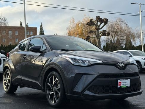 Certified 2022 Toyota C-HR XLE image 7