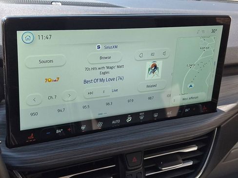 Used 2025 Ford Escape Platinum w/ Premium Technology Package image 16