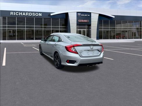 Used 2020 Honda Civic Sport image 3