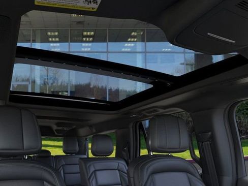 New 2026 Lincoln Navigator L Reserve w/ Jet Appearance Package AWD/4WD image 22