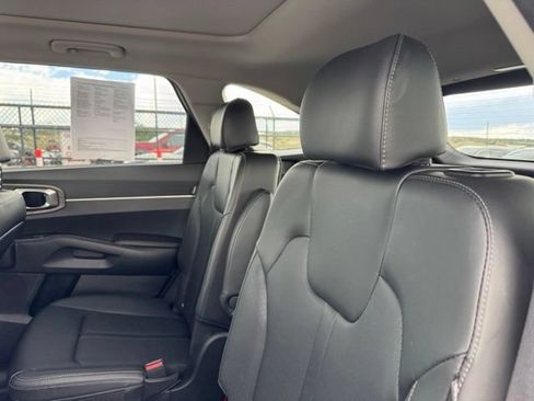 Used 2025 Kia Sorento X-Line EX AWD/4WD image 16