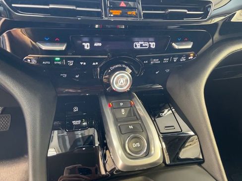 Used 2023 Acura MDX SH-AWD image 13