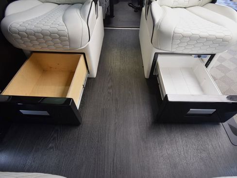 Used 2020 Mercedes-Benz Sprinter 3500 image 66