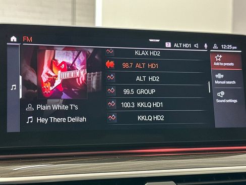 Certified 2023 BMW 530i w/ Executive Package image 23