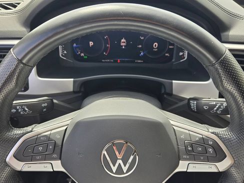 Certified 2023 Volkswagen Atlas SEL R-Line AWD/4WD image 25