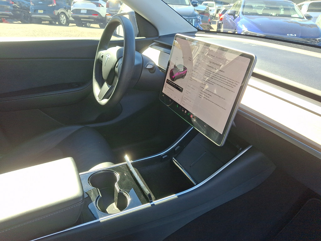 Used 2021 Tesla Model Y Long Range AWD/4WD image 12