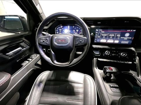 Used 2024 GMC Sierra 1500 AT4X image 7