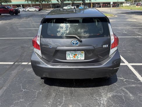 Used 2015 Toyota Prius C Two FWD image 6