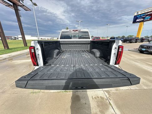 Certified 2024 GMC Sierra 2500 Denali w/ Denali Reserve Package AWD/4WD image 26
