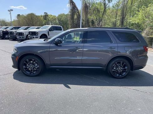 Used 2023 Dodge Durango R/T w/ Blacktop Package AWD/4WD image 29