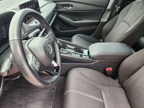 Certified 2025 Honda Accord Sport image 12