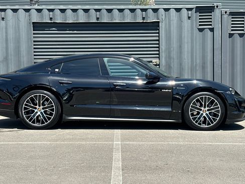 Certified 2021 Porsche Taycan RWD image 9