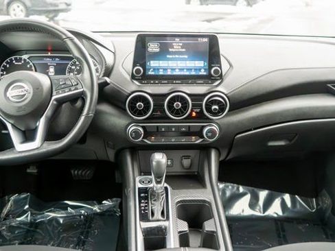 Used 2023 Nissan Sentra SV w/ Trunk Package image 15