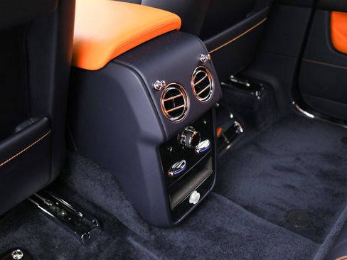 Used 2026 Rolls-Royce Cullinan image 26