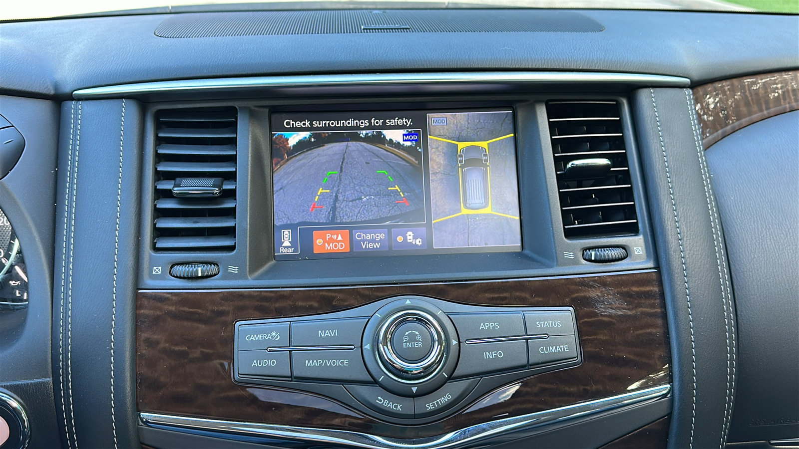 Certified 2019 Nissan Armada Platinum w/ Captain's Chairs Package AWD/4WD image 22