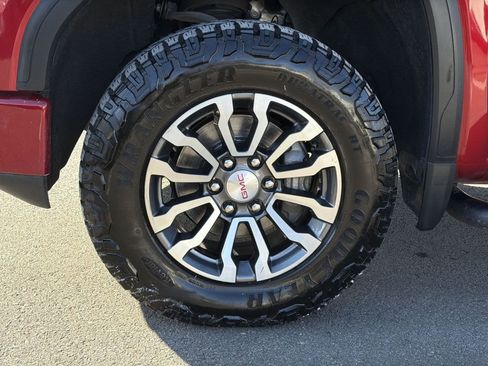 Used 2021 GMC Sierra 1500 AT4 w/ AT4 Value Package image 12