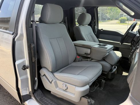 Used 2014 Ford F150 XLT w/ XLT Chrome Package AWD/4WD image 14