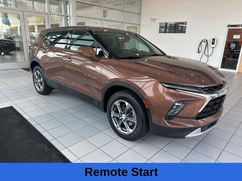 Used 2023 Chevrolet Blazer LT image 7