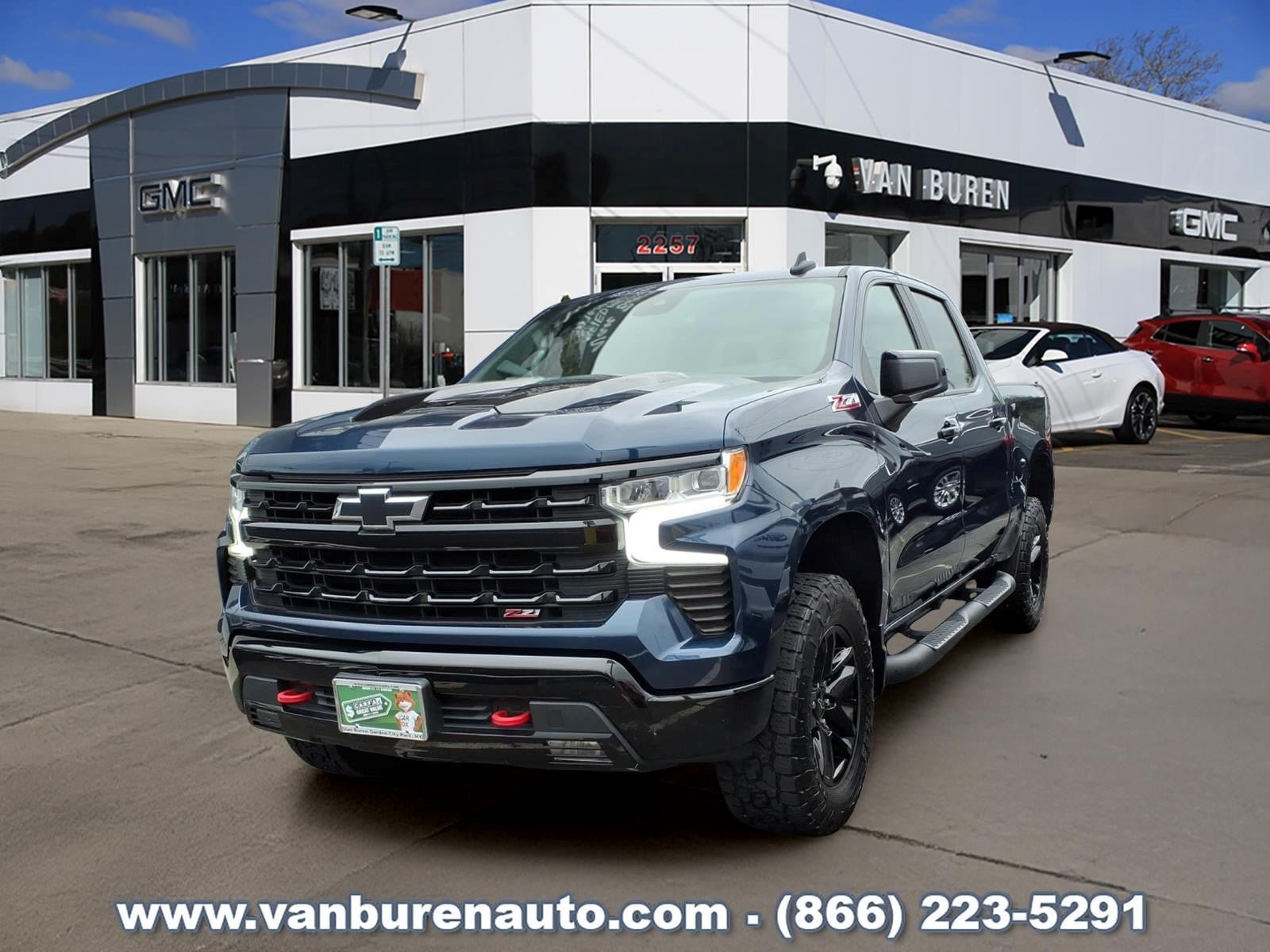 Used 2023 Chevrolet Silverado 1500 LT Trail Boss w/ Protection Package AWD/4WD image 1