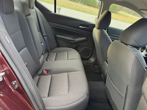Used 2025 Nissan Altima 2.5 SV FWD image 14