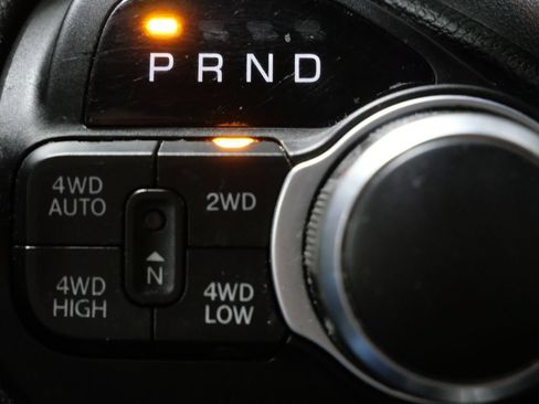 Used 2019 RAM 1500 Big Horn AWD/4WD image 22