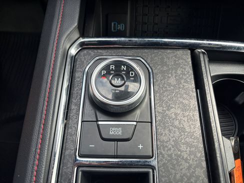 Used 2023 Ford Expedition Limited RWD image 20