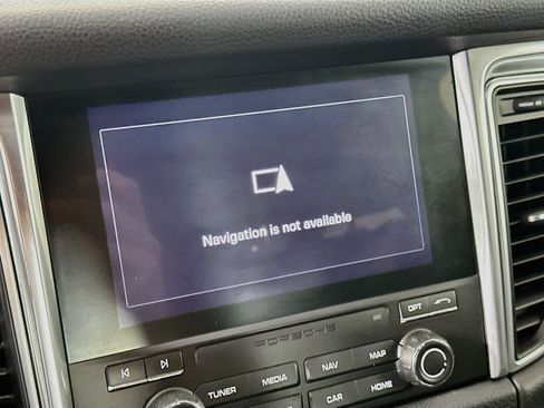 Used 2017 Porsche Macan AWD/4WD image 21