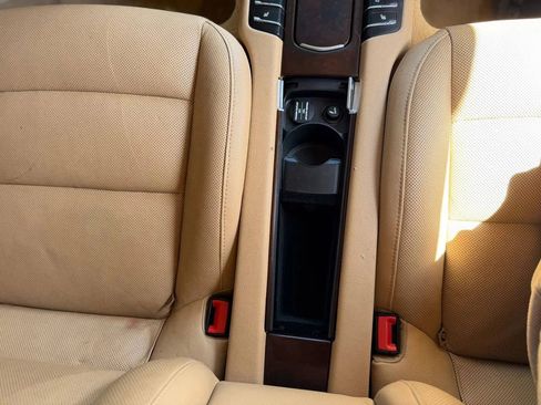 Used 2014 Porsche Panamera image 34