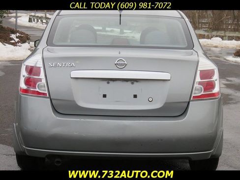 Used 2010 Nissan Sentra 2.0 S image 8