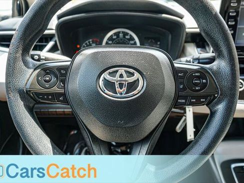 Used 2021 Toyota Corolla LE FWD image 20