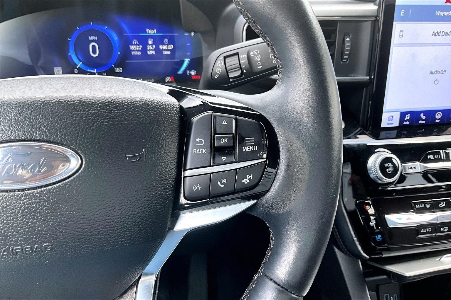 Used 2022 Ford Explorer Platinum w/ Equipment Group 601A RWD image 14