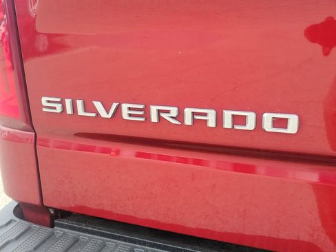 Used 2019 Chevrolet Silverado 1500 High Country w/ Technology Package AWD/4WD image 7