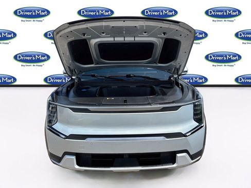 Used 2024 Kia EV9 Light Long Range RWD image 34