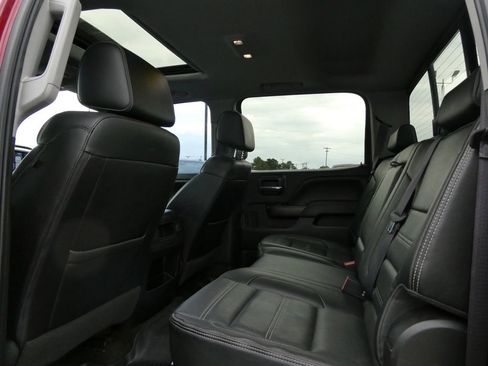 Used 2017 GMC Sierra 1500 Denali w/ Denali Ultimate Package AWD/4WD image 17