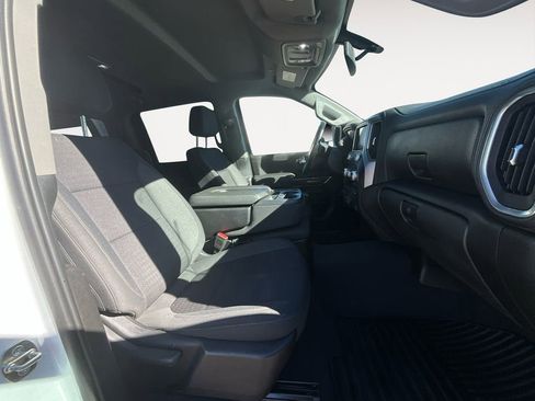 Used 2023 GMC Sierra 3500 SLE image 15