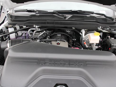 Used 2025 RAM 3500 Tradesman w/ Chrome Appearance Group image 42