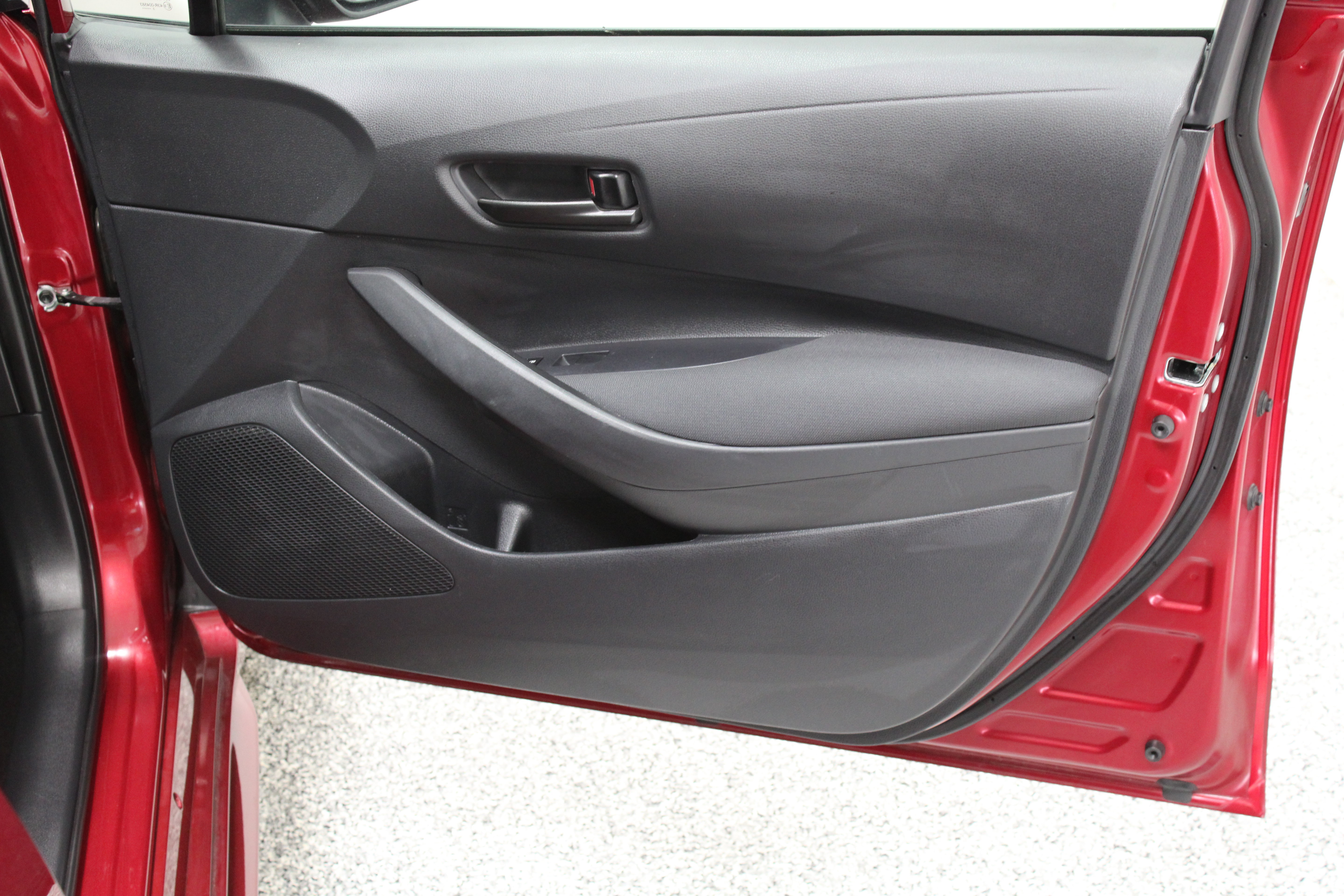 Used 2023 Toyota Corolla LE FWD image 31