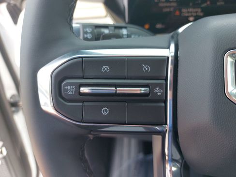 New 2025 GMC Acadia Elevation FWD image 19