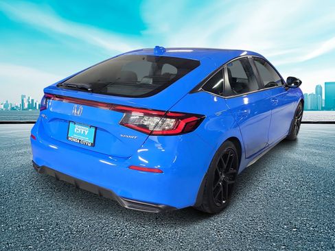 Certified 2022 Honda Civic Sport image 5