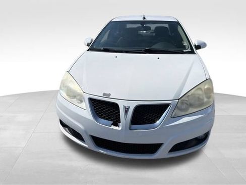 Used 2009 Pontiac G6 Sedan w/ Sport Package 2 FWD image 4