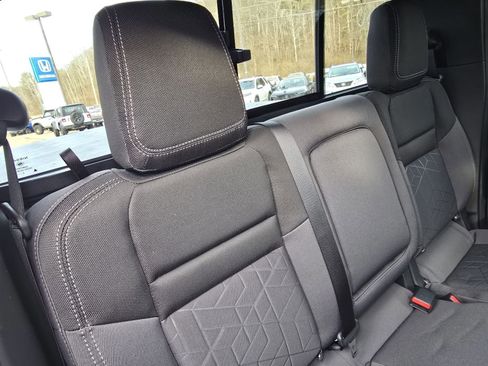 New 2026 Nissan Frontier SV w/ Tow Package image 10